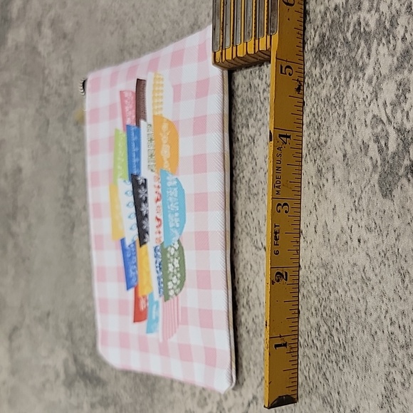 Pyrex Stacks Zipper Pouch - Picture 4 of 5